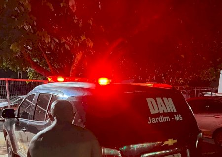 Investigado por violência doméstica é preso por tráfico de drogas e posse irregular de arma de fogo em Jardim