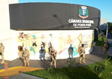 PF faz 'varredura' e cumpre mandados em Câmara de Vereadores