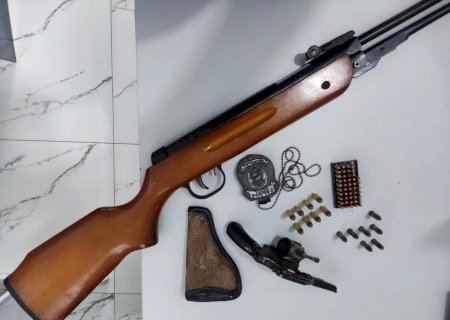 Em cumprimento a mandado de busca por violência doméstica, Polícia Civil apreende duas armas de fogo.