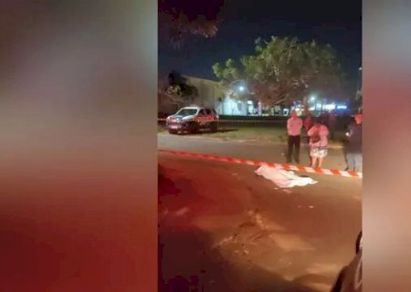 Jovem de 21 anos é encontrado morto com sinais de violência.