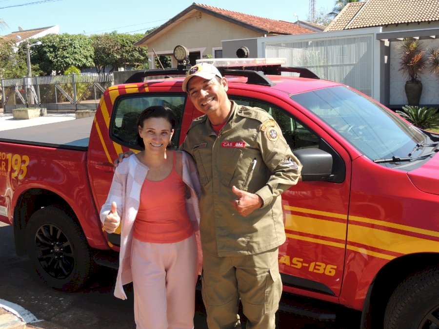 Ivinhema - Família Santos agradece aos bombeiros por ter salvo a vida de Edna Lucia.