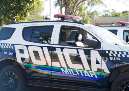 Ivinhema - Polícia Militar conduz para a delegacia quatro pessoas por violência doméstica