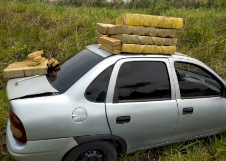 Ivinhema - Polícia Militar prende homem transportando mais de 400 quilos de maconha.