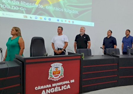 Angélica-Partido Republicano realiza ato de filiação com a presença do deputado estadual Antônio Vaz.