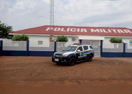 Ivinhema - PM prende homem por furto em estabelecimento comercial .