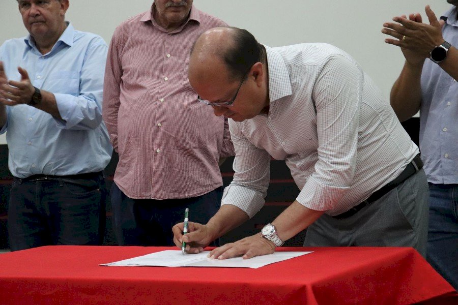 Governador lança obra de pavimentação de Angélica até a ponte do Rio Ivinhema