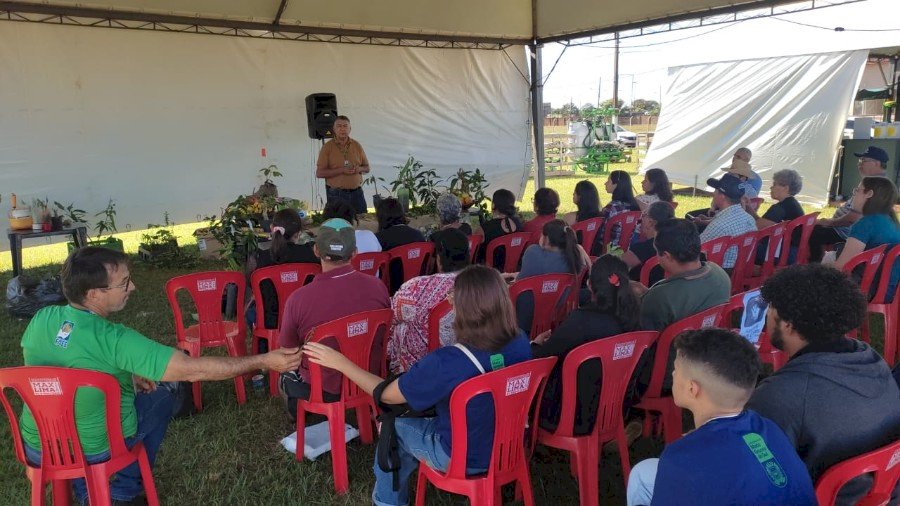 Instrutores de Ivinhema ministram curso na Oficina da Agraer na Tecnofam é esperança de aumentar produção