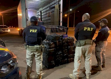 PRF apreende 1 tonelada de maconha em Dourados