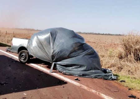 Condutor de veículo morre em colisão frontal com carreta na BR-379