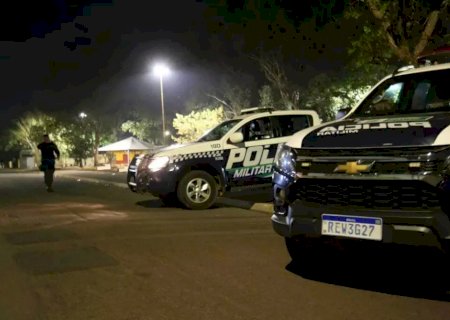 Homem tenta matar desafeto e morre em troca de tiros com policial militar de folga