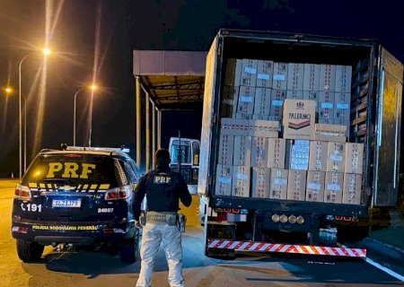 PRF apreende 250 mil maços de cigarros
