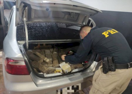 PRF apreende 155 Kg de maconha em Nova Andradina