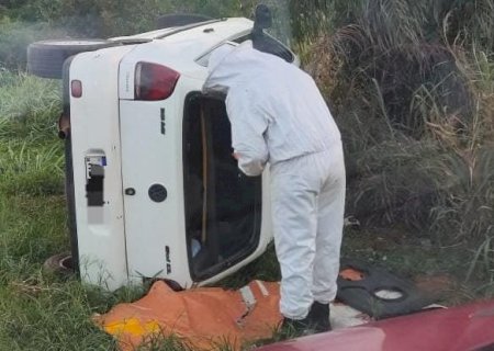 Naviraí - Passageiro de carro morre após capotamento e ataque de abelhas na BR-163