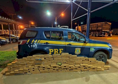 PRF apreende 305 Kg de maconha