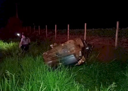 Jovem de 23 anos morre em capotamento na MS-379