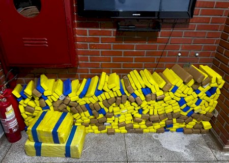 PRF apreende quase 300 quilos de maconha escondidos em carga de cebolas