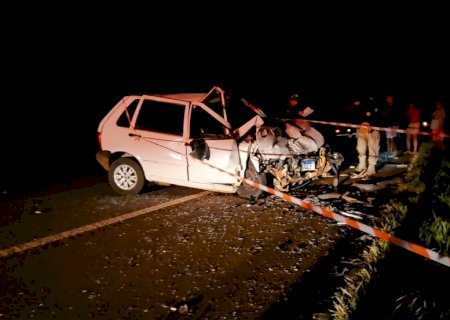 Mulher morre e duas ficam feridas em colisão frontal na BR-060
