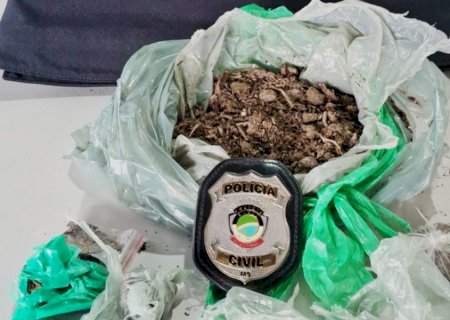 Polícia Civil prende mulher por tráfico de drogas