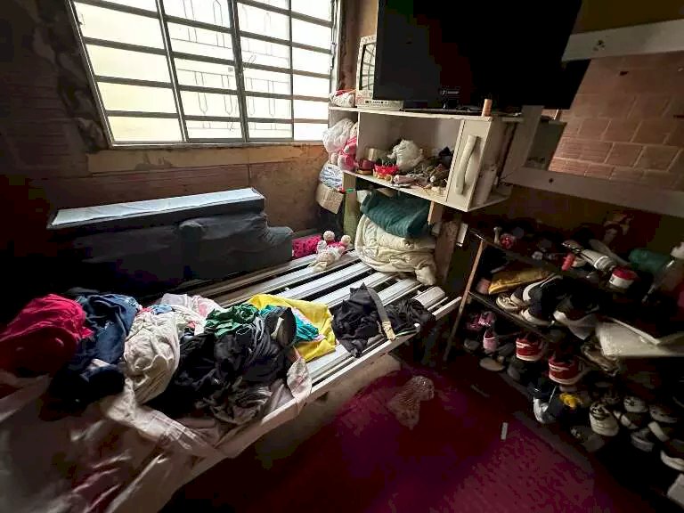 Mulher é presa suspeita de matar companheiro com facada no pescoço