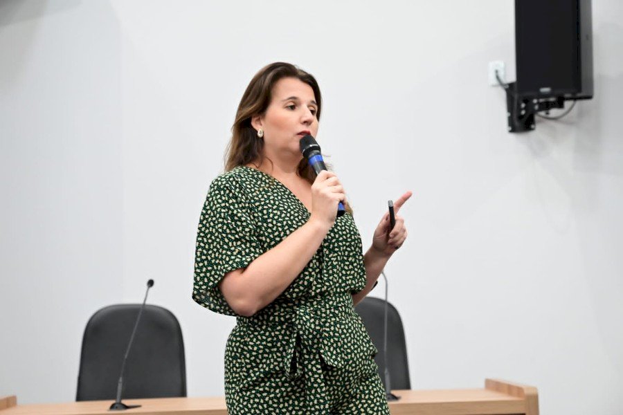 Sala do empreendedor e Sebrae- MS proveram palestra em Ivinhema