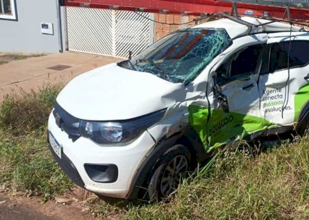 Nova Andradina - Duas pessoas ficam feridas em acidente de trânsito na Vila Operária