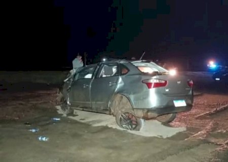 Capotamento na BR-463 deixa uma vítima fatal