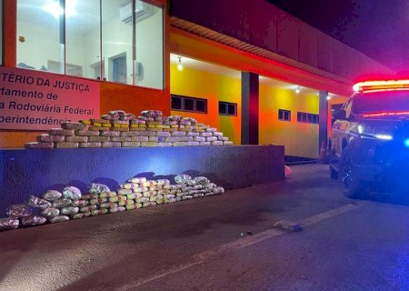 PRF apreende maconha e cocaína