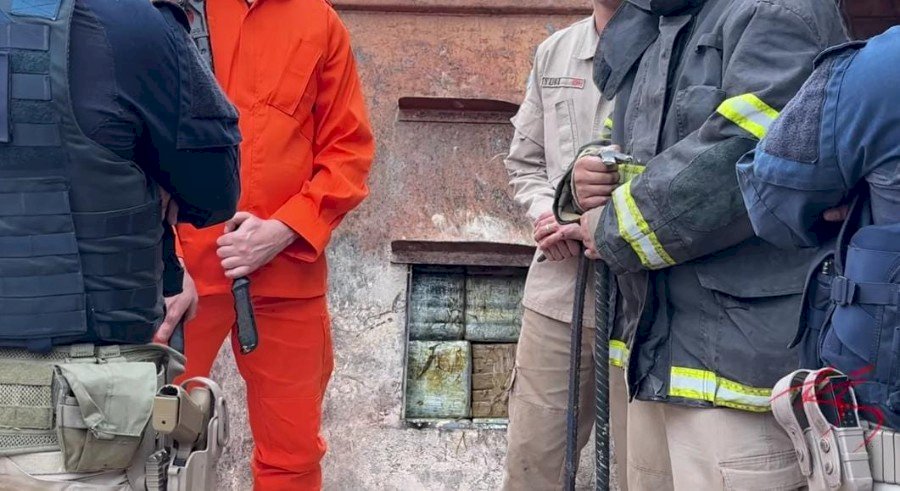 PRF apreende carga milionária de cocaína escondida em carreta bitrem; motorista preso