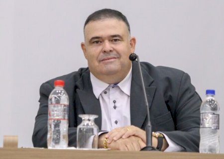 Professor Erlon pede redutor de velocidade ou lombada eletrônica na avenida Mario Olivio e espaço para encontros e campeonatos de som automotivo