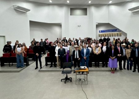 Prefeitura Municipal de Angélica, da início às ações da Campanha Agosto Lilás na Câmara Municipal