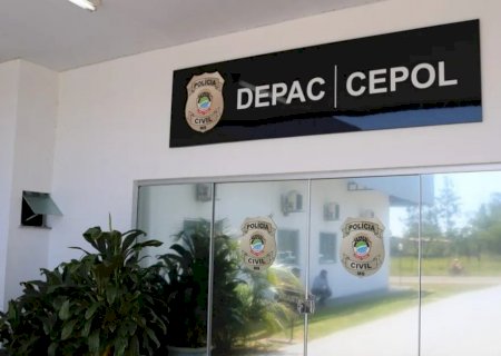 Homem atira em colega de trabalho dentro de frigorífico