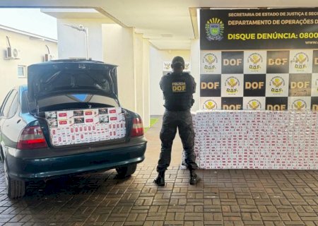 DOF apreende veículo carregado com cigarros contrabandeados