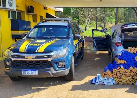 PRF prende traficante e apreende 340 kg de maconha e recupera veículo clonado