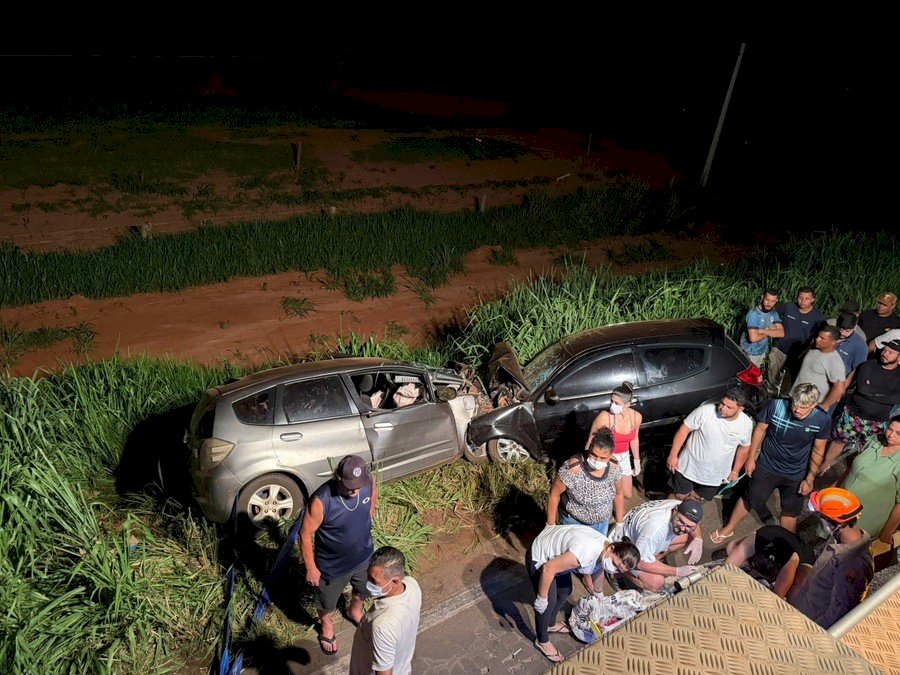 Acidente entre dois veículos deixa sete feridos na MS-276, entre Batayporã e Anaurilândia