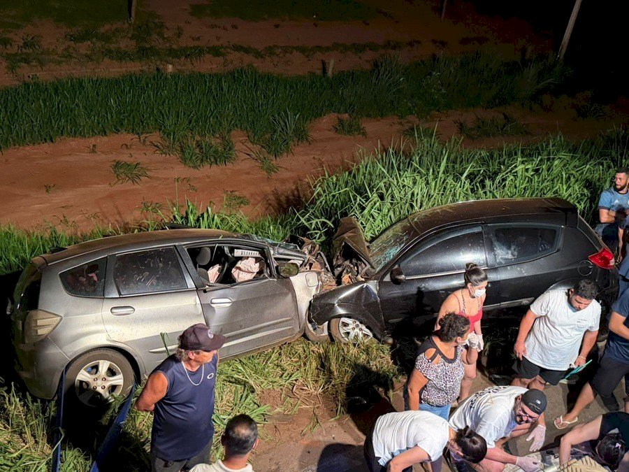 Acidente entre dois veículos deixa sete feridos na MS-276, entre Batayporã e Anaurilândia