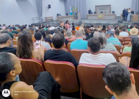 Câmara Municipal entrega Títulos de Cidadão Honorário de Ivinhema e moções de aplausos e reconhecimento