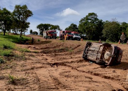 Capotamento mata jovem e deixa duas mulheres ficaram feridas na BR-359