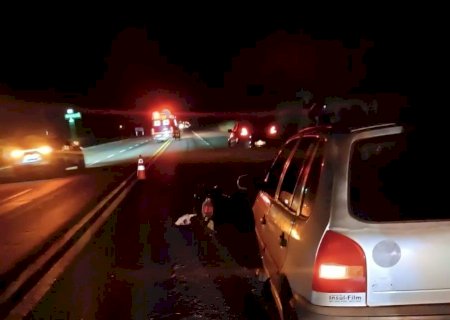 Ivinhema - Colisão entre carro e moto, deixa motociclista ferido na BR-376, em Amandina