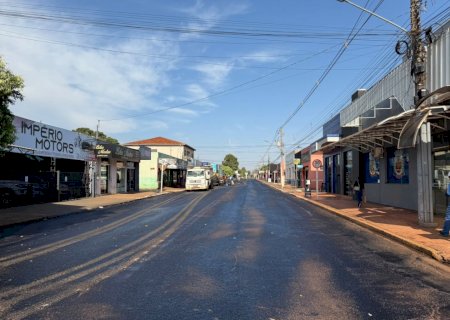 Angélica: Prefeitura Municipal amplia recapeamento da rua Stefan Dudas até a avenida Antônio Basílio de Lima